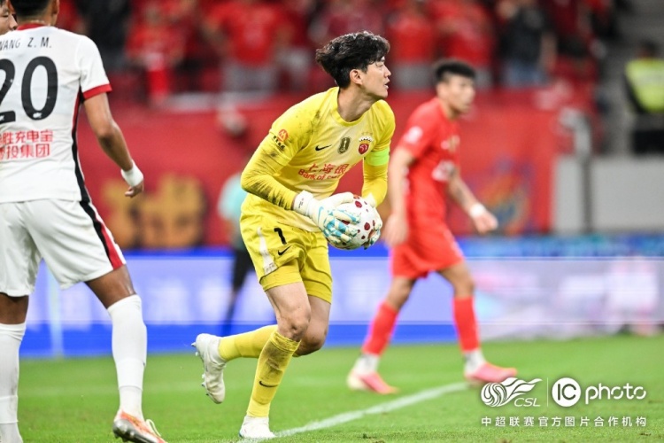 上海海港3-0成都蓉城,下轮将客场挑战天津津门虎队 上海海港3-0成都蓉城,下轮将客场挑战天津津门虎队