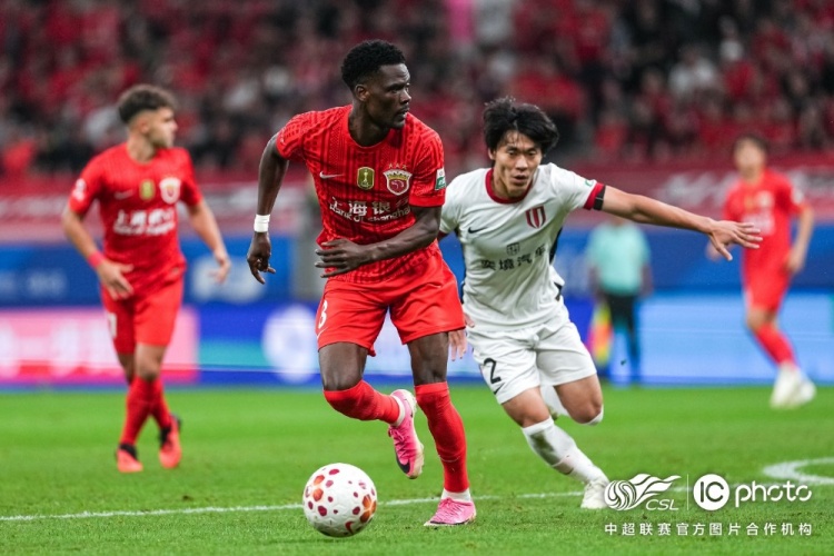 上海海港3-0成都蓉城,下轮将客场挑战天津津门虎队 上海海港3-0成都蓉城,下轮将客场挑战天津津门虎队